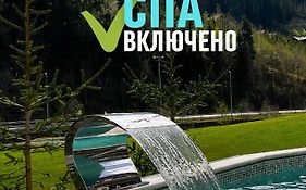 Готель СкілендХаус